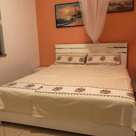 Casa Mare Garten Zwei Baeder Eg