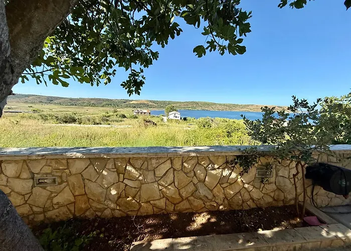 Casa Mare Gartenwohnung Rtina